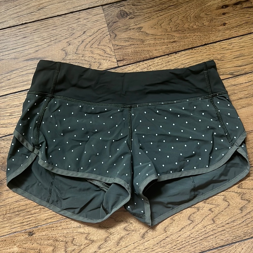 Reflective dot speed up shorts